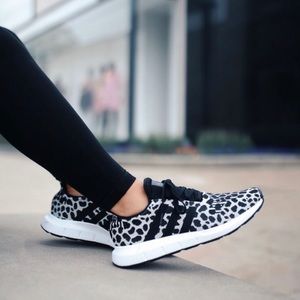 Adidas Run Swift sneakers Leopard Cheetah